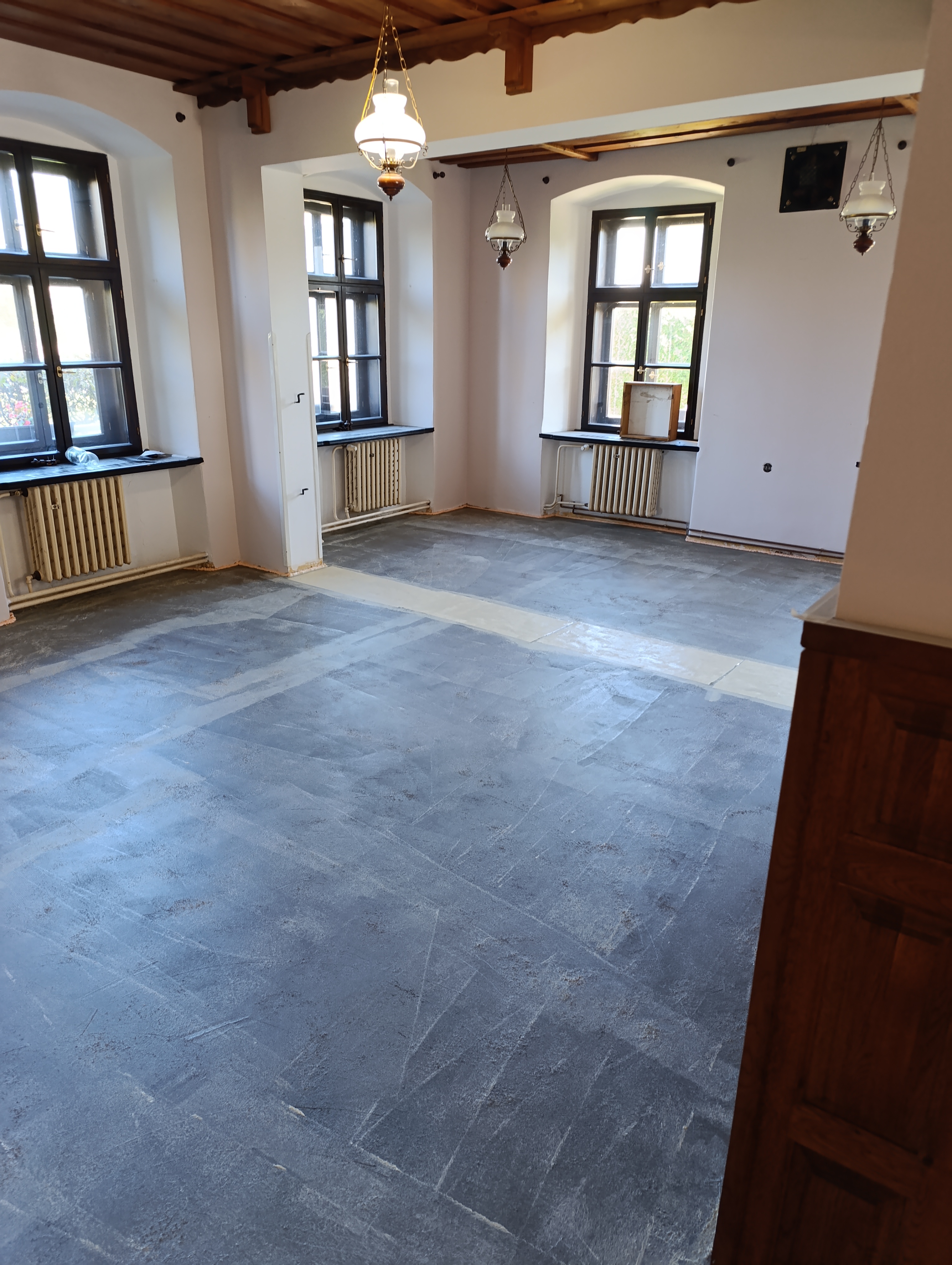 Lepený zátěžový vinyl v penzionu — foto 7
